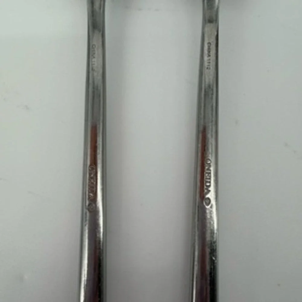 Oneida Porter Glossy Stainless Steel Teaspoons‎ Set of 2 Silver Flatware 6.25